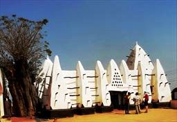 Larabanga mosque with baobab tree