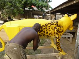 Crafting an exotic coffin in Ghana