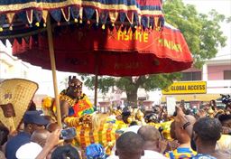 Otumfuo Osei Tutu II riding in palaquin for Akwasidae